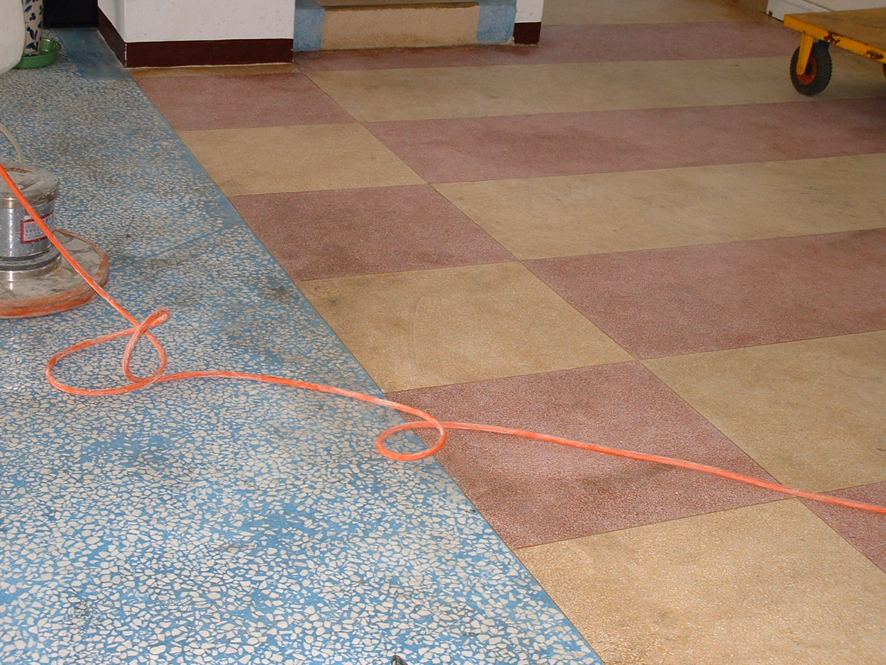 磨石子地板清洗