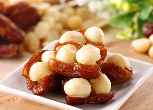 椰棗夾夏威夷果