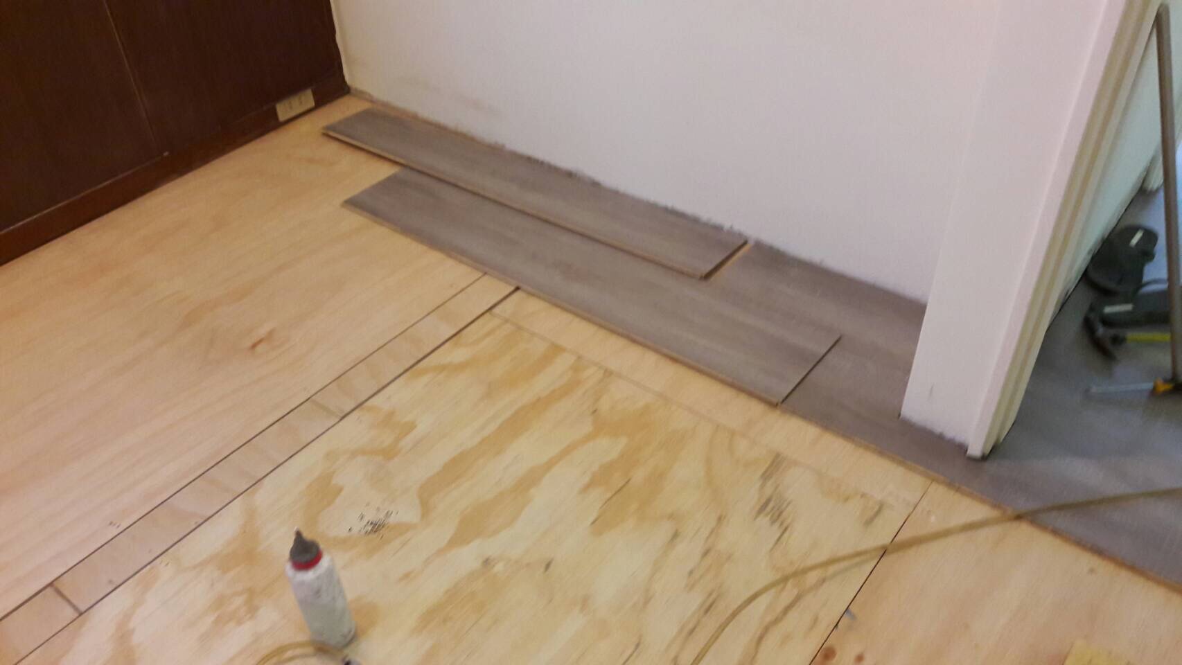 防潮木地板更新