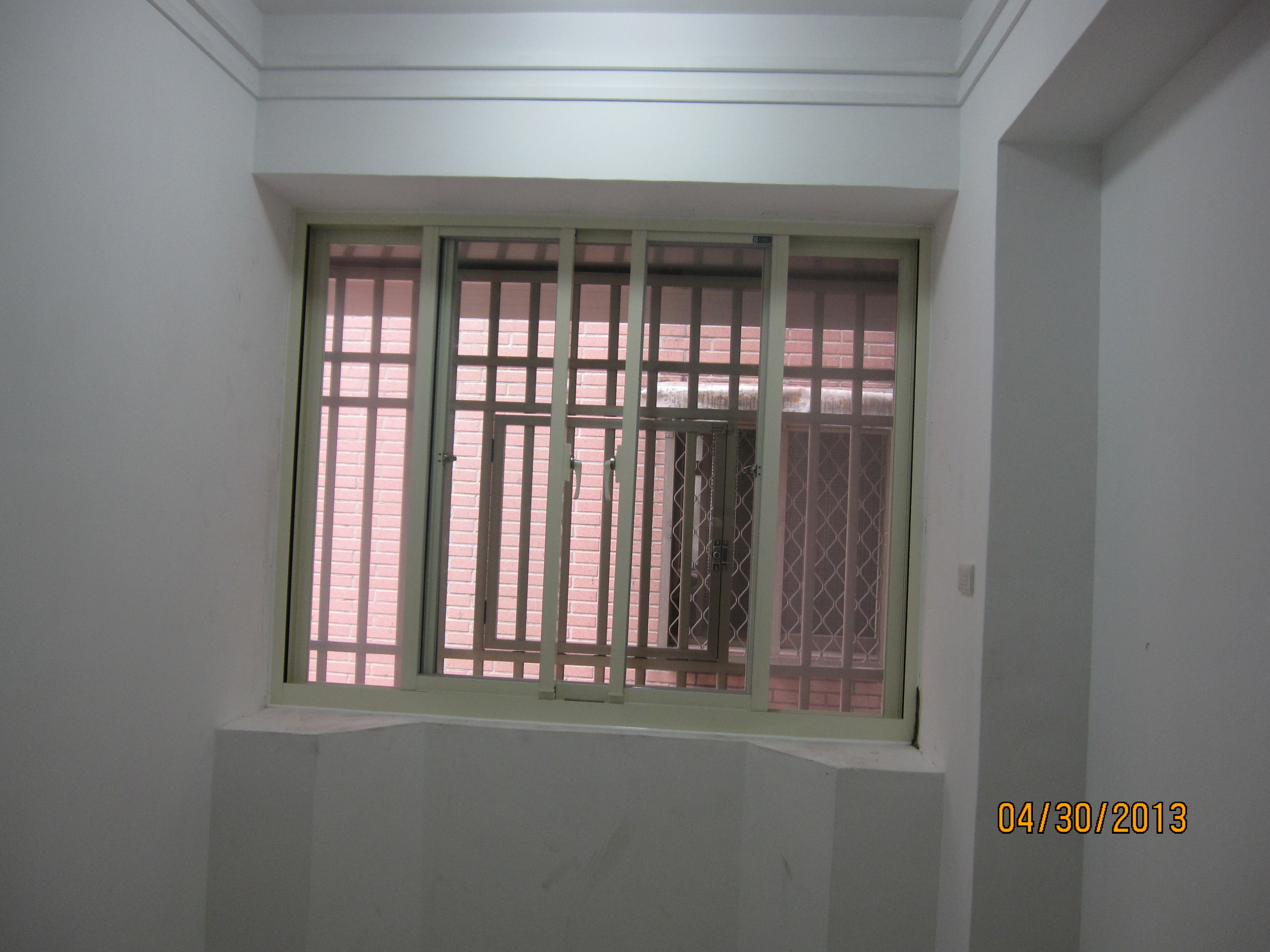 鋁門窗氣密窗施工