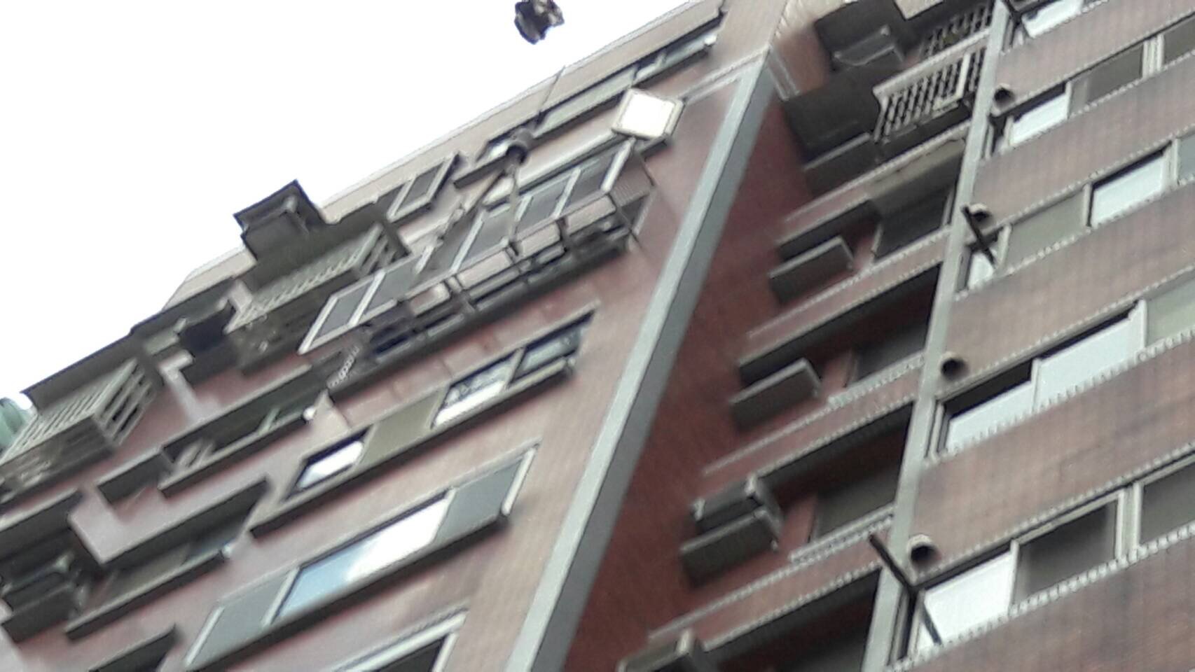 住家裝潢泥作,高空鐵窗安裝