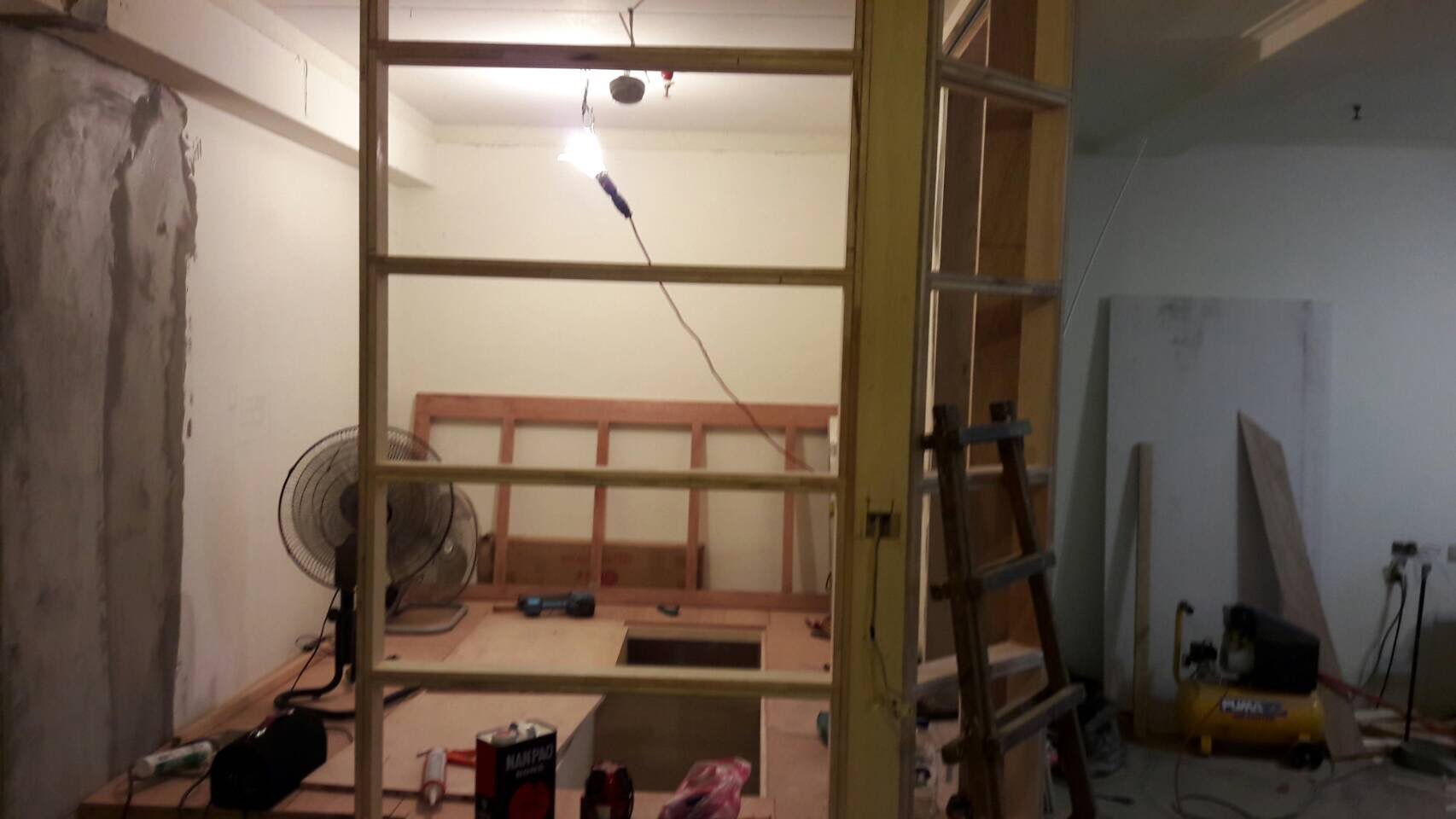 住家裝潢泥作,高空鐵窗安裝