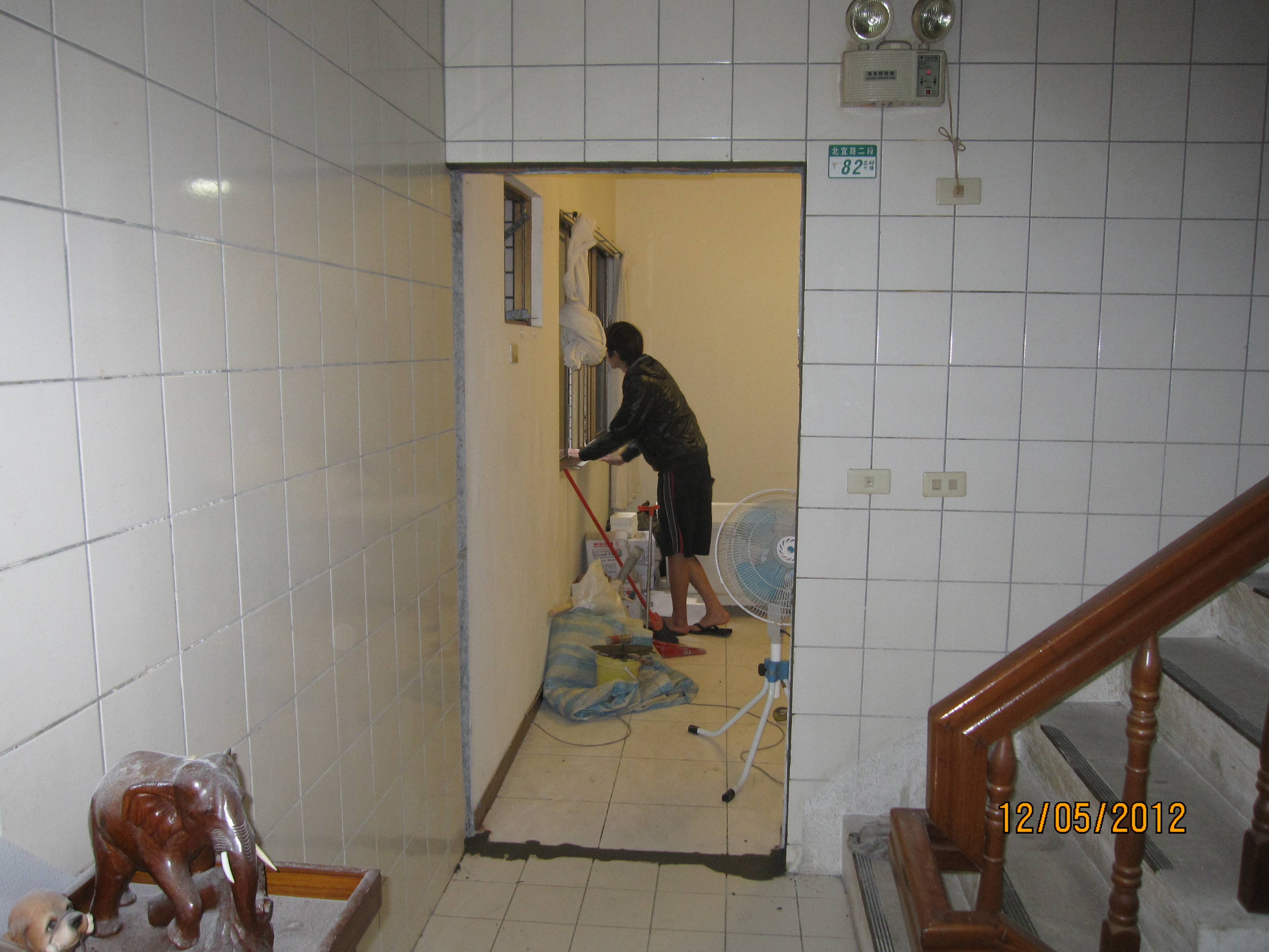 住家玄關門施工