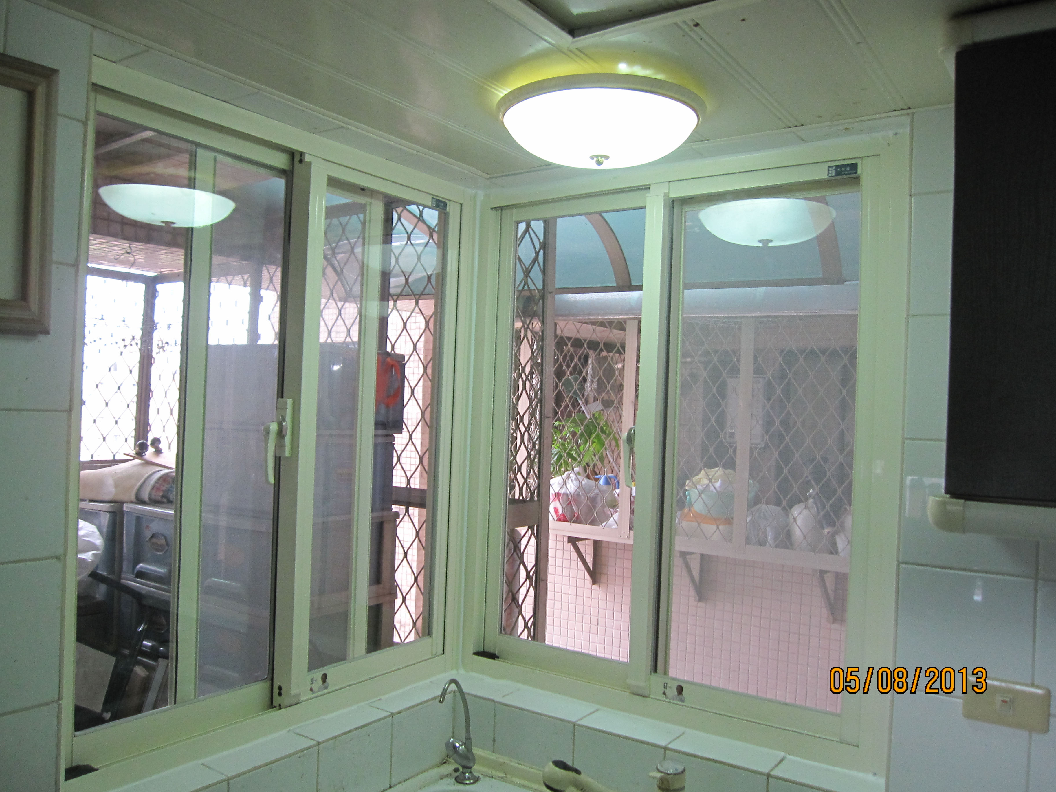 鋁門窗氣密窗施工