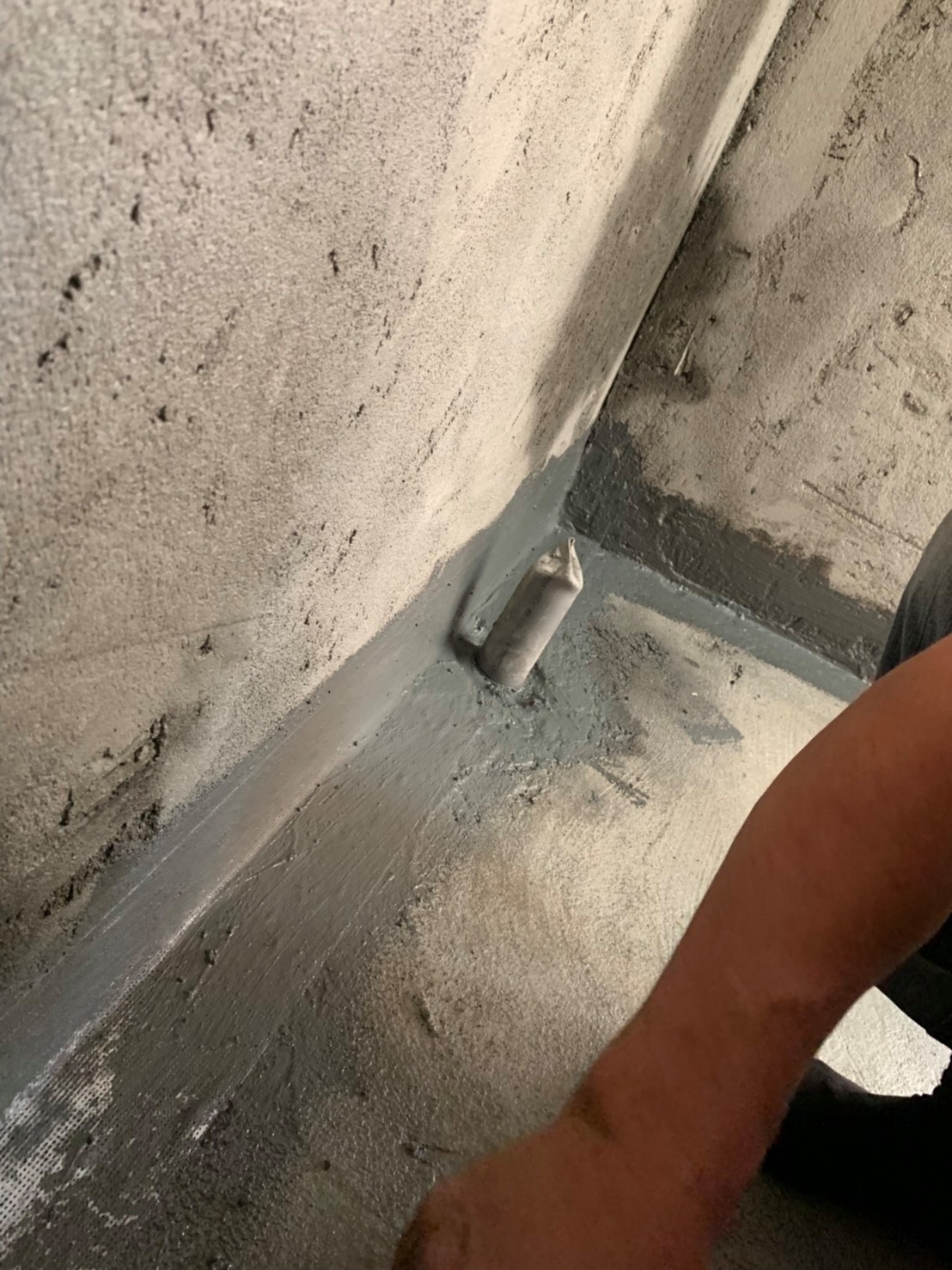 台南民權路浴室施作樹脂彈性水泥