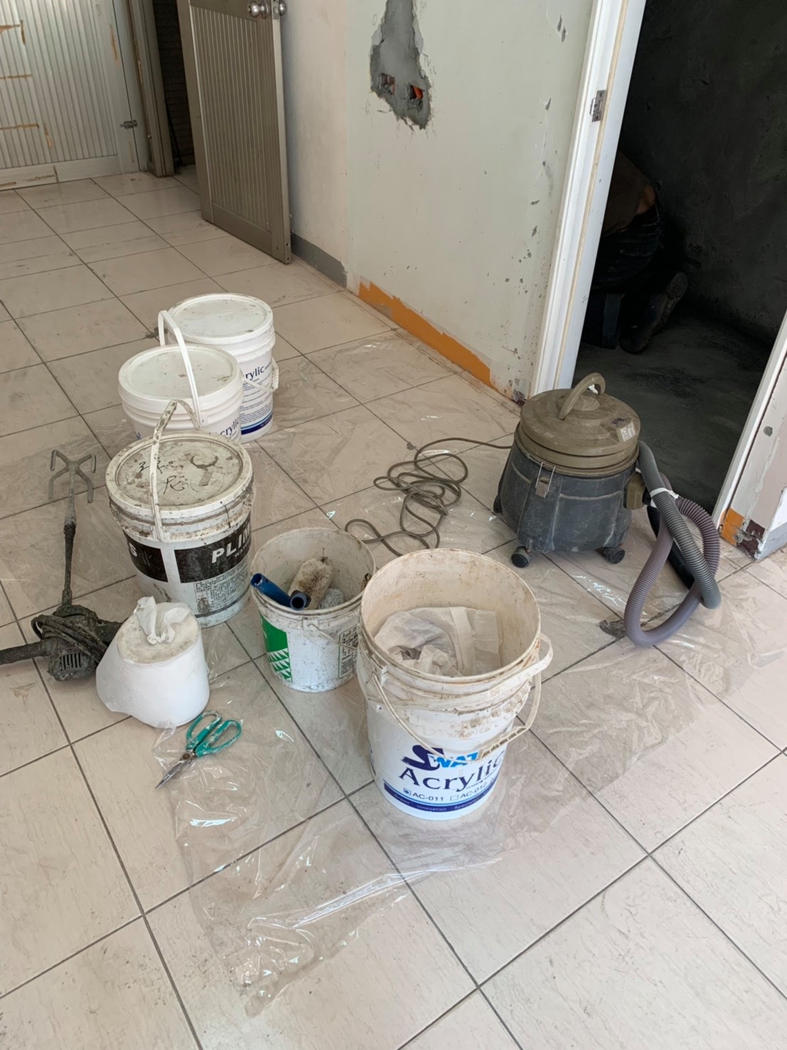 台南民權路浴室施作樹脂彈性水泥