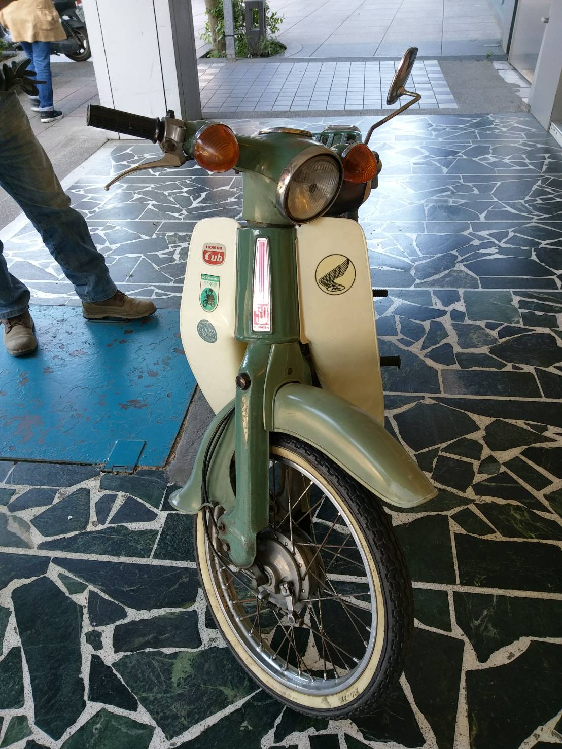 台北市機車借款成功案例-千益當舖-提供台北公營當舖,南港當舖,松山當舖,台北機車借款,南港機車借款,松山機車借款,信義機車借款,五分埔機車借款,後山埤捷運附近機車借款,忠孝東路機車借款,汐止,內湖,基隆附近如有機車借款需求!台北利息低機車借款推薦千益當舖,歡迎來電