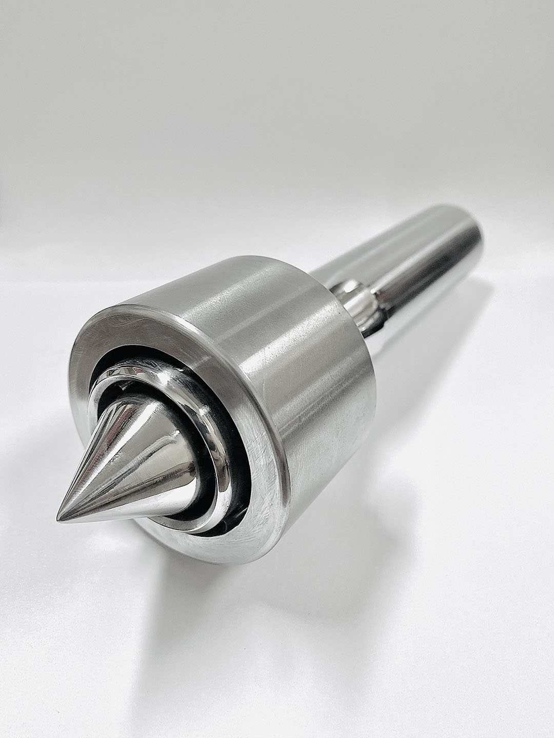 利欣工業社-硬鉻電鍍-中空塑膠射出模頭心