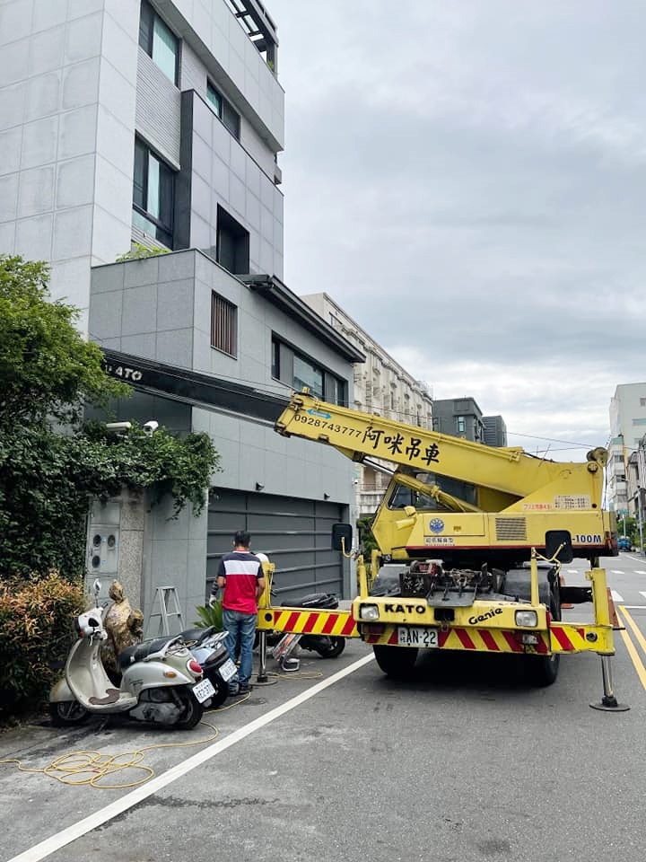 阿咪吊車-10噸螃蟹