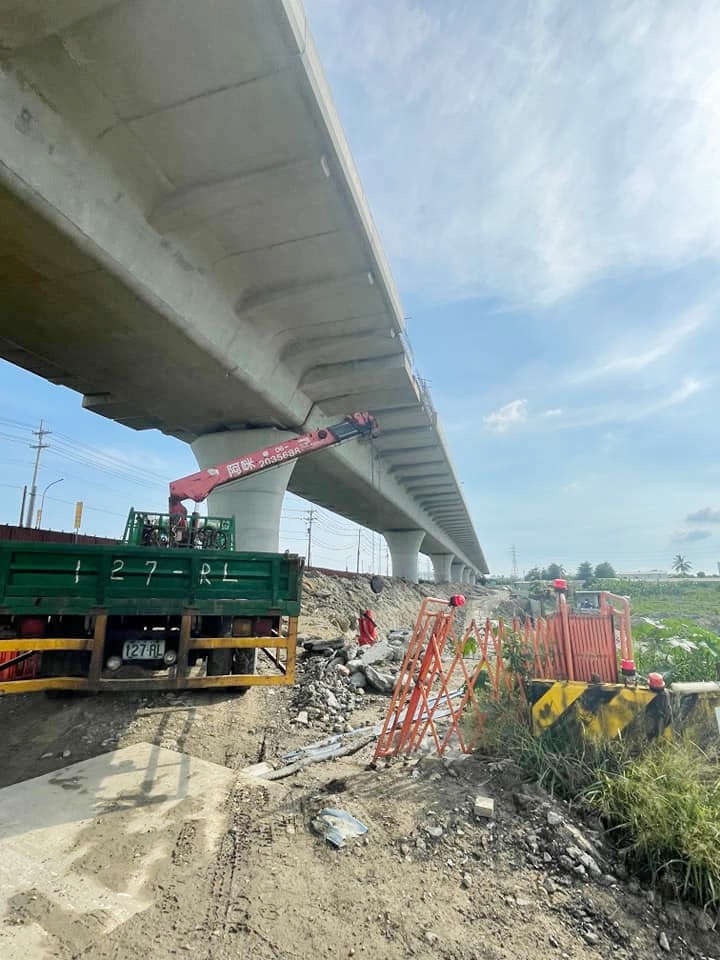 阿咪吊車-永安橋工地作業