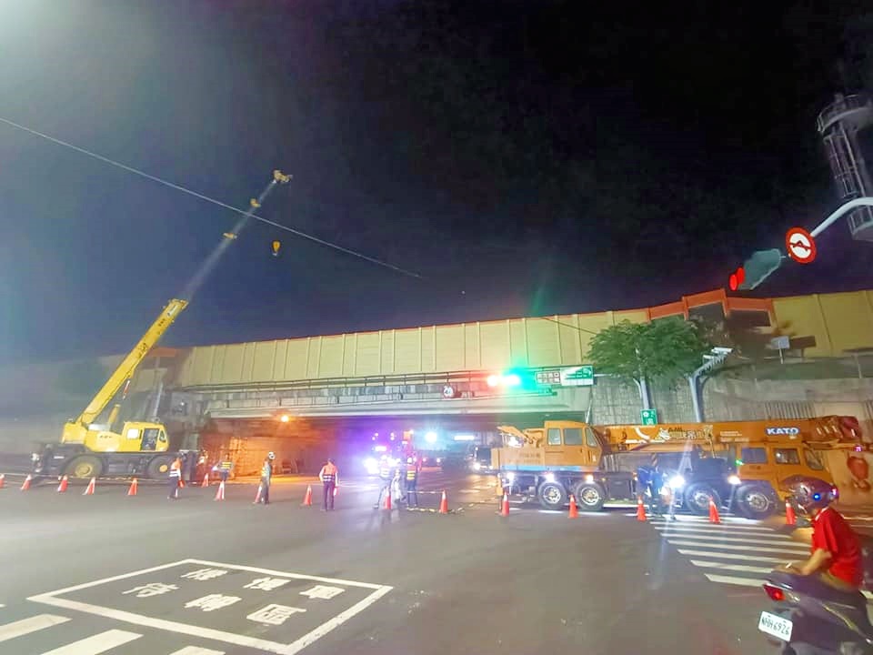 阿咪吊車-吊掛起重工程