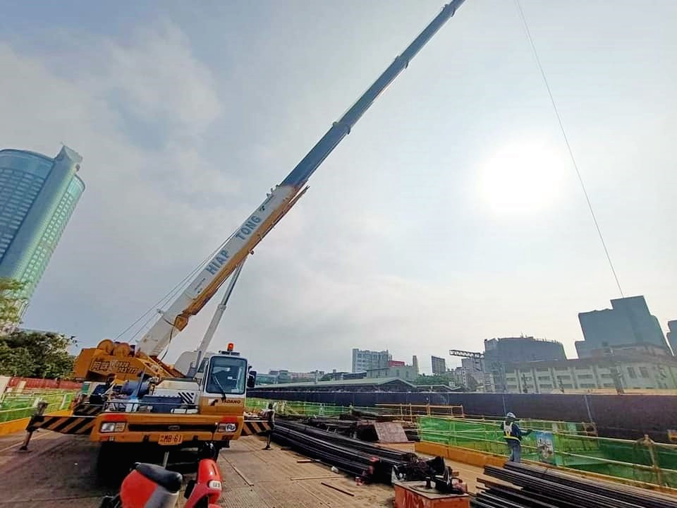 阿咪吊車-營造工程承攬