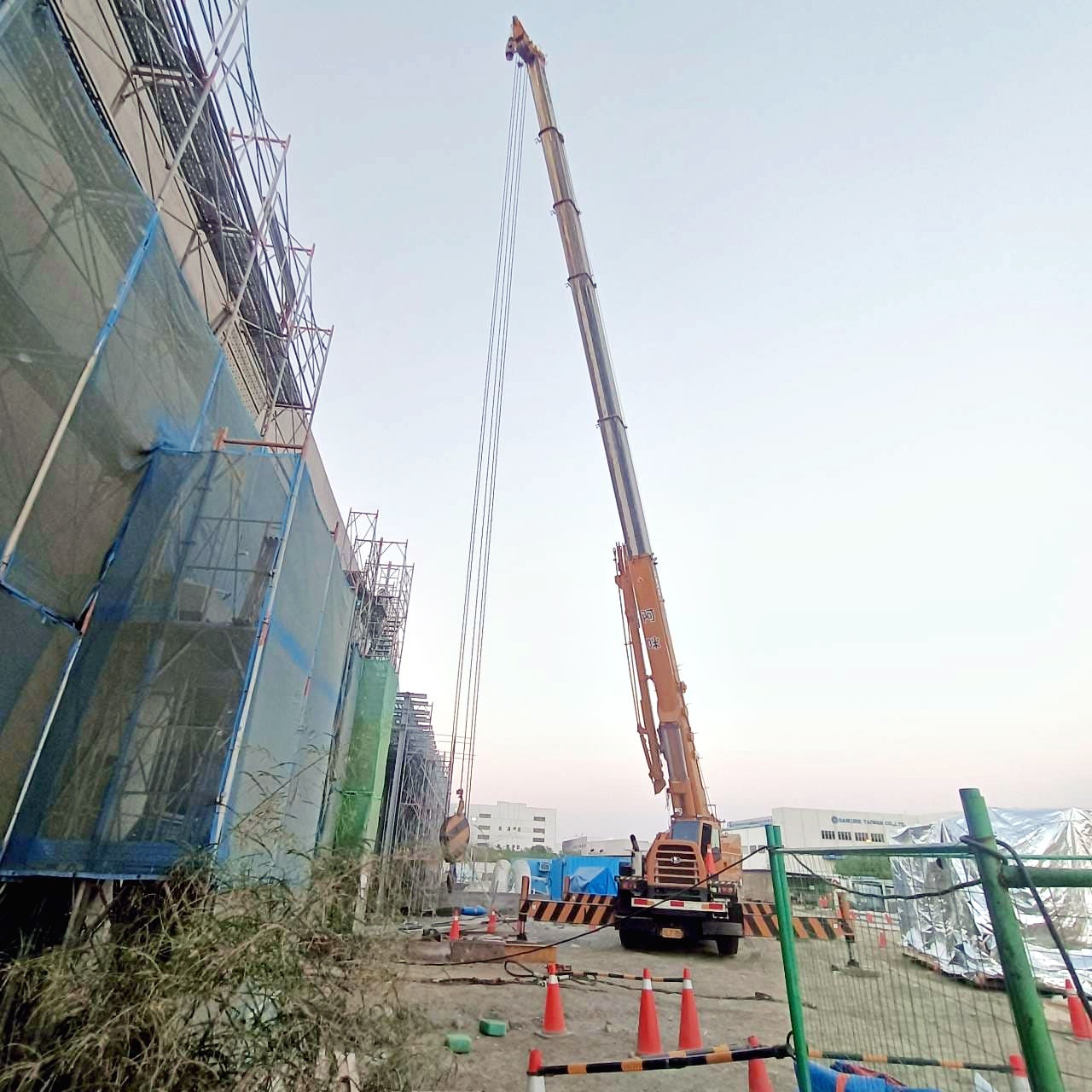 阿咪吊車-營造工程承攬