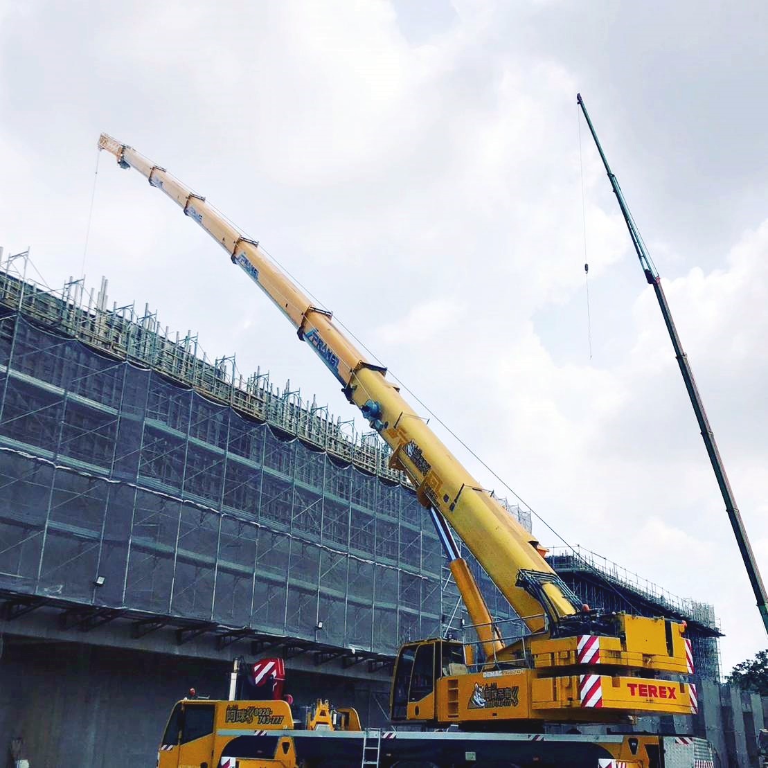 阿咪吊車-120噸蜘蛛吊車