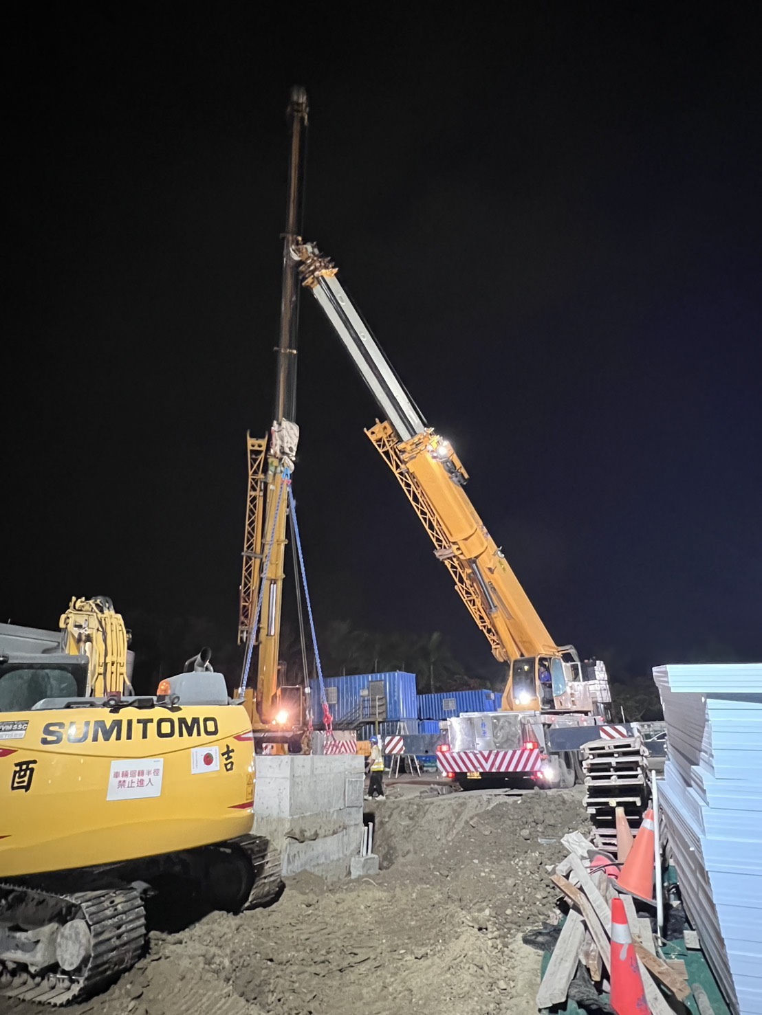 夜間營造吊掛工程