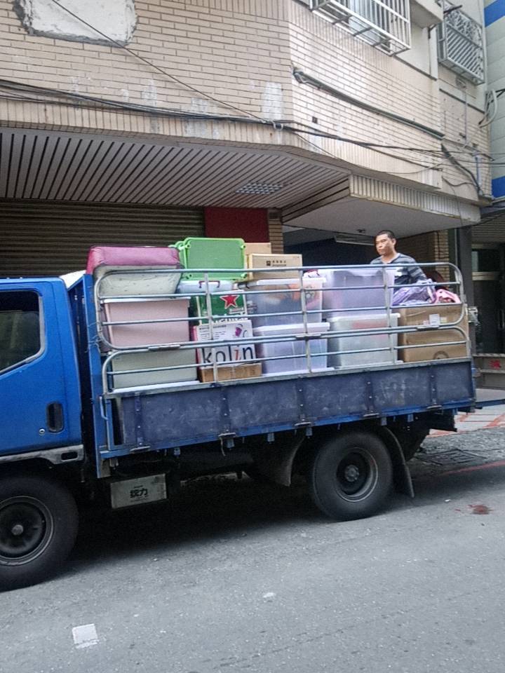 輕鬆高雄搬家公司