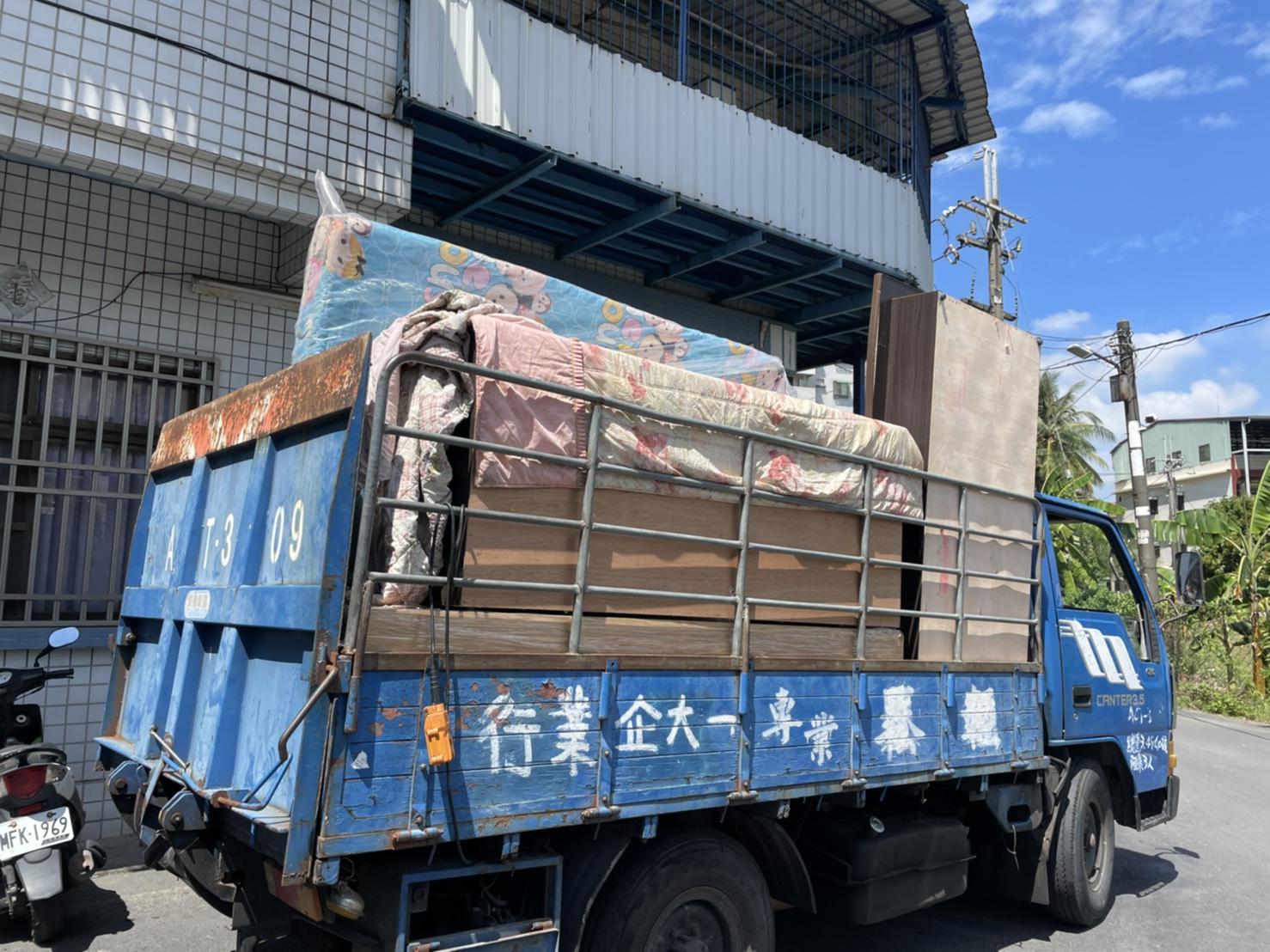 輕鬆高雄搬家公司