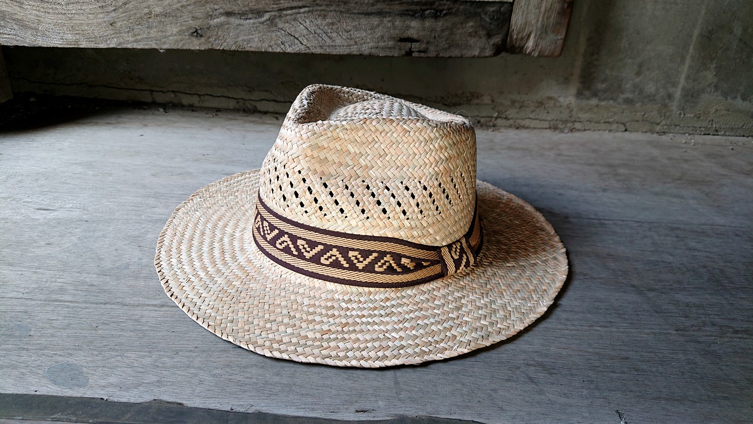 2.5吋水滴型藺草帽-咖A