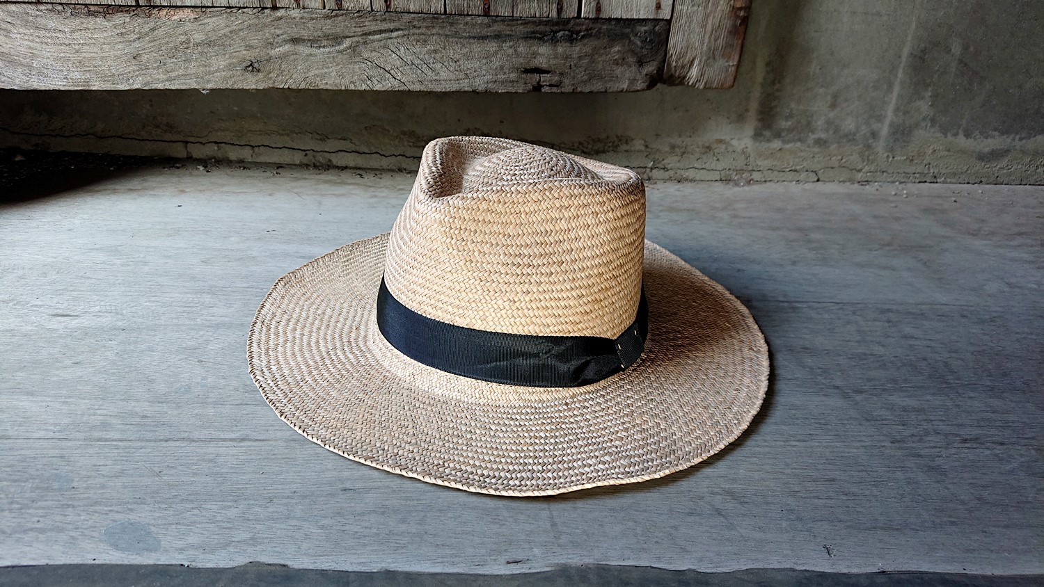 2.5吋水滴型藺草帽-細緻款-素黑