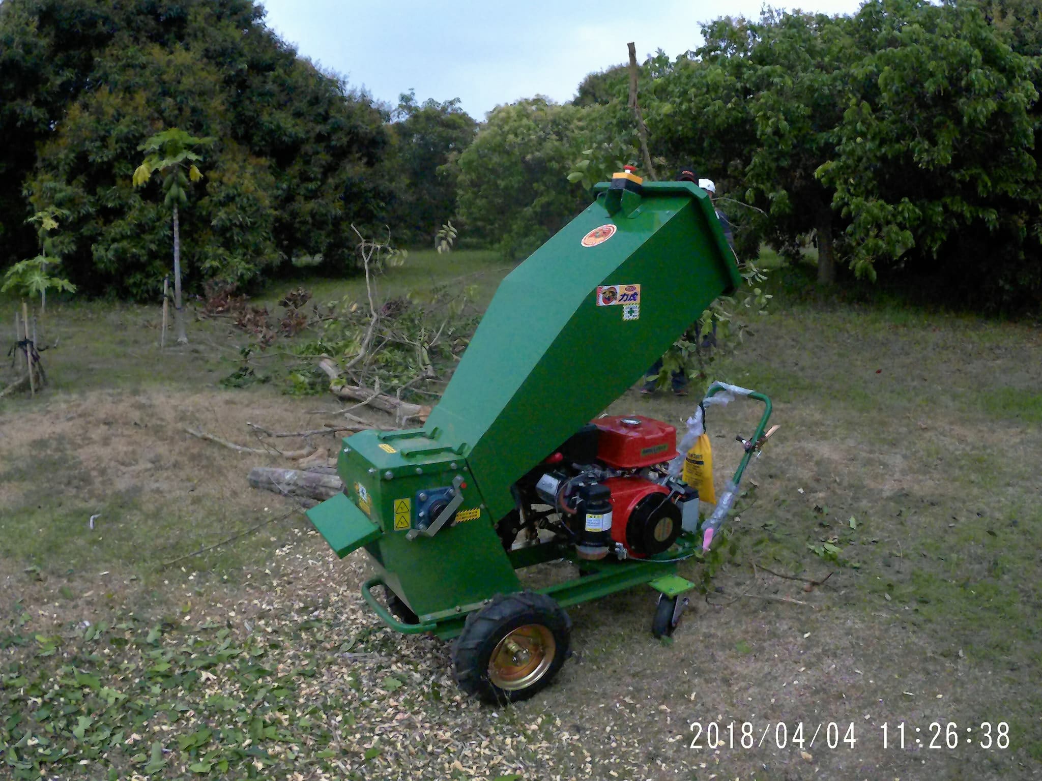 U-MO全新台灣製造2HP馬達+台灣製噴霧機**陸雄1英吋噴霧機**(傳統洩壓)噴藥/消毒/消滅登革熱均可**質優實馬力