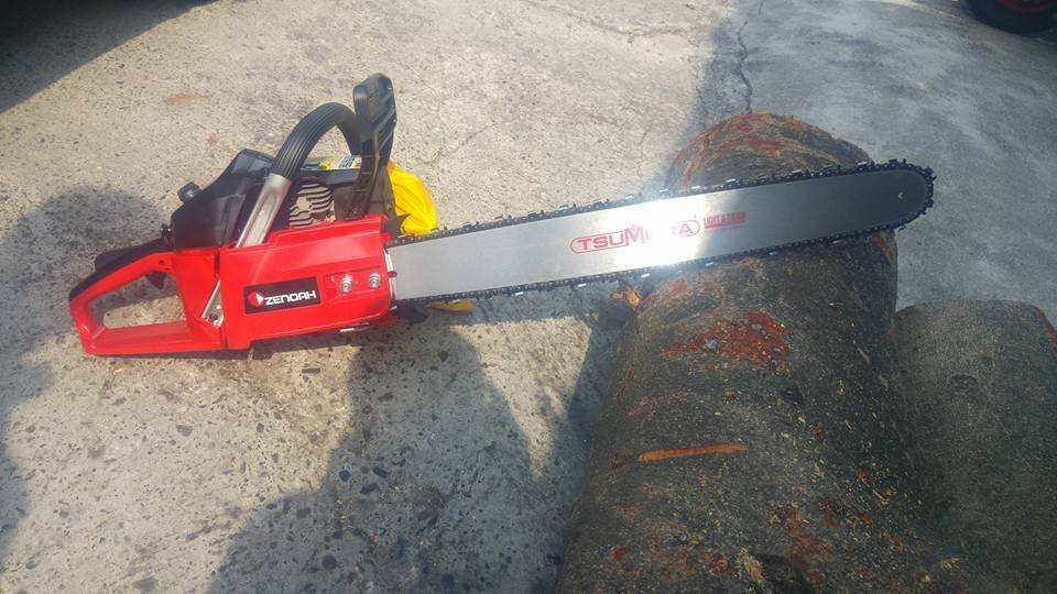 日本進口小松24”引擎鏈鋸機G621職業鋸樹,務農,園藝整理的好幫手---免運費