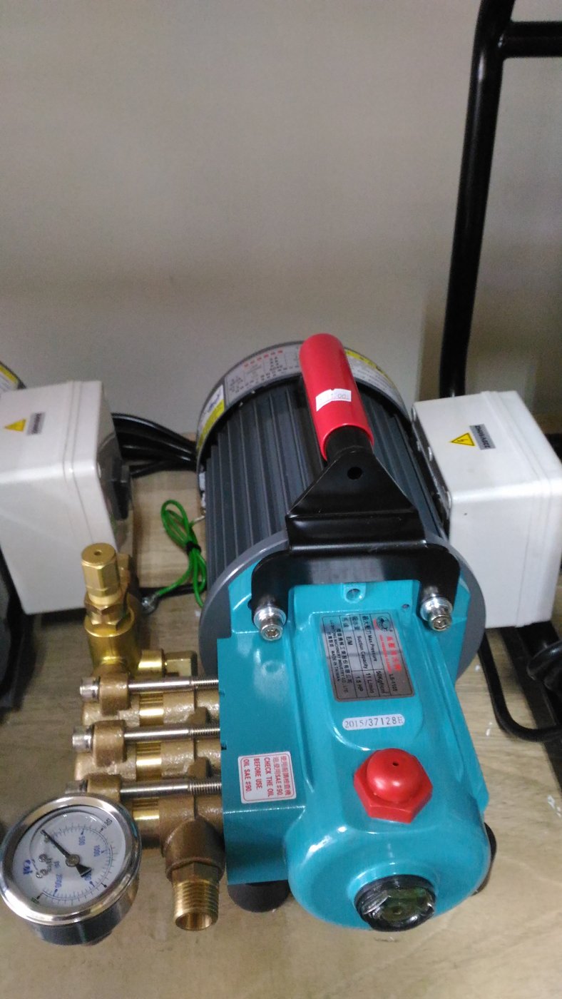 U-MO台灣製手提型高壓清洗機50KG(沖洗機/洗車機)環境及廚房或自助式汽機車清洗,投幣式洗車機(免運費)*