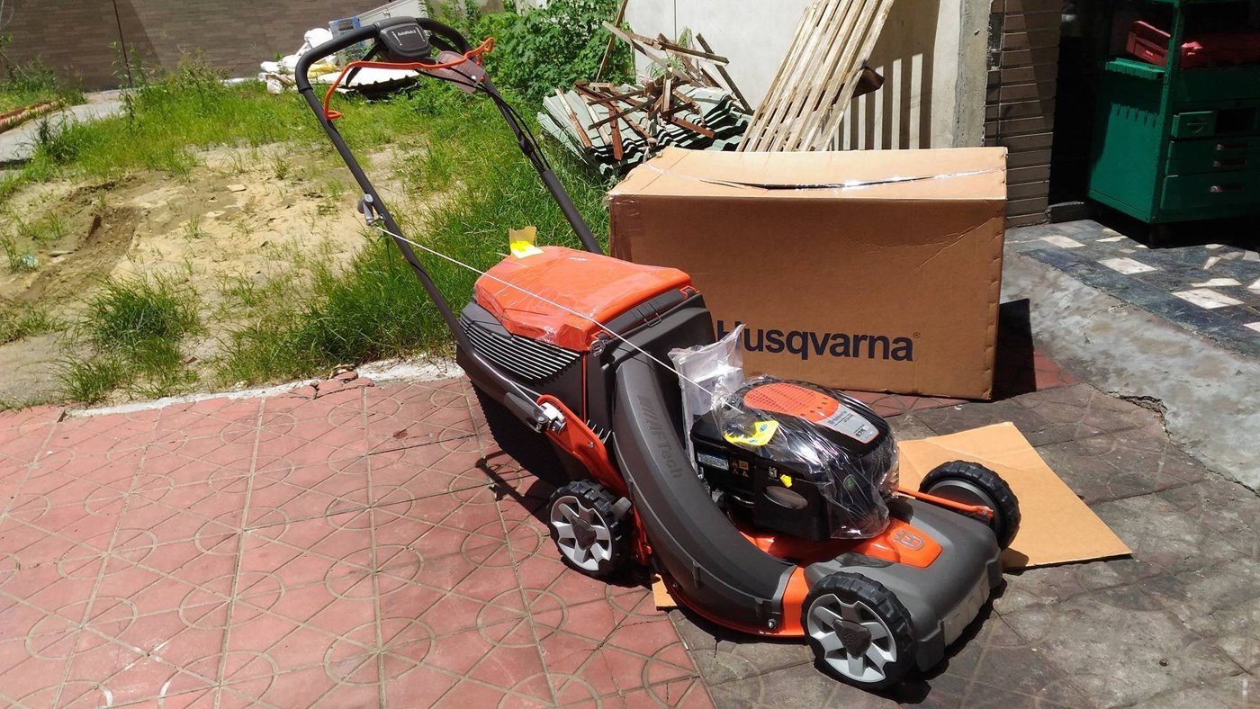 全新進口瑞典好速耐(Husqvarna)LC348VE自走式割草機(集草型/電動啟動型)適用庭院/學校--(免運費)