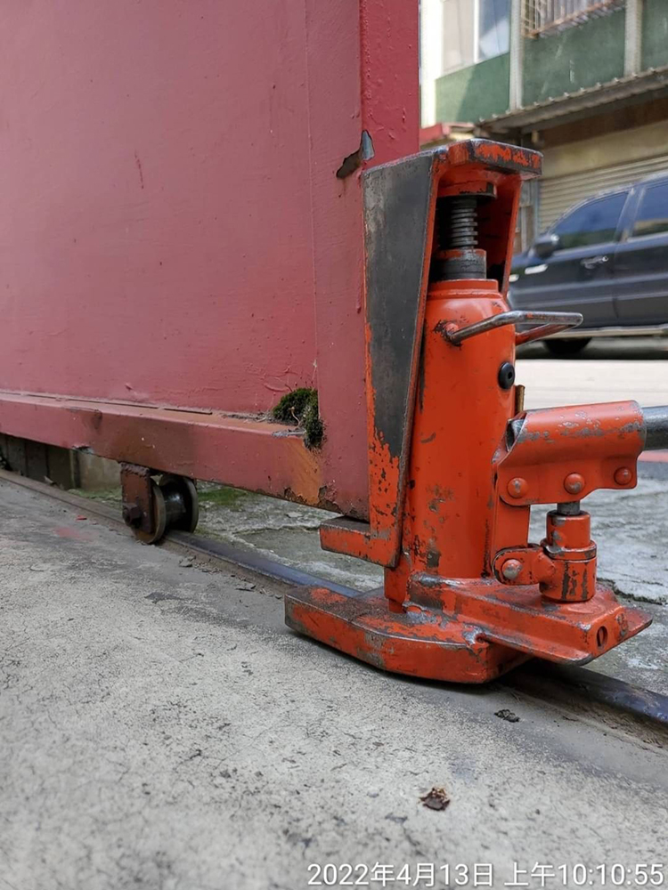 桃園鐵捲門維修