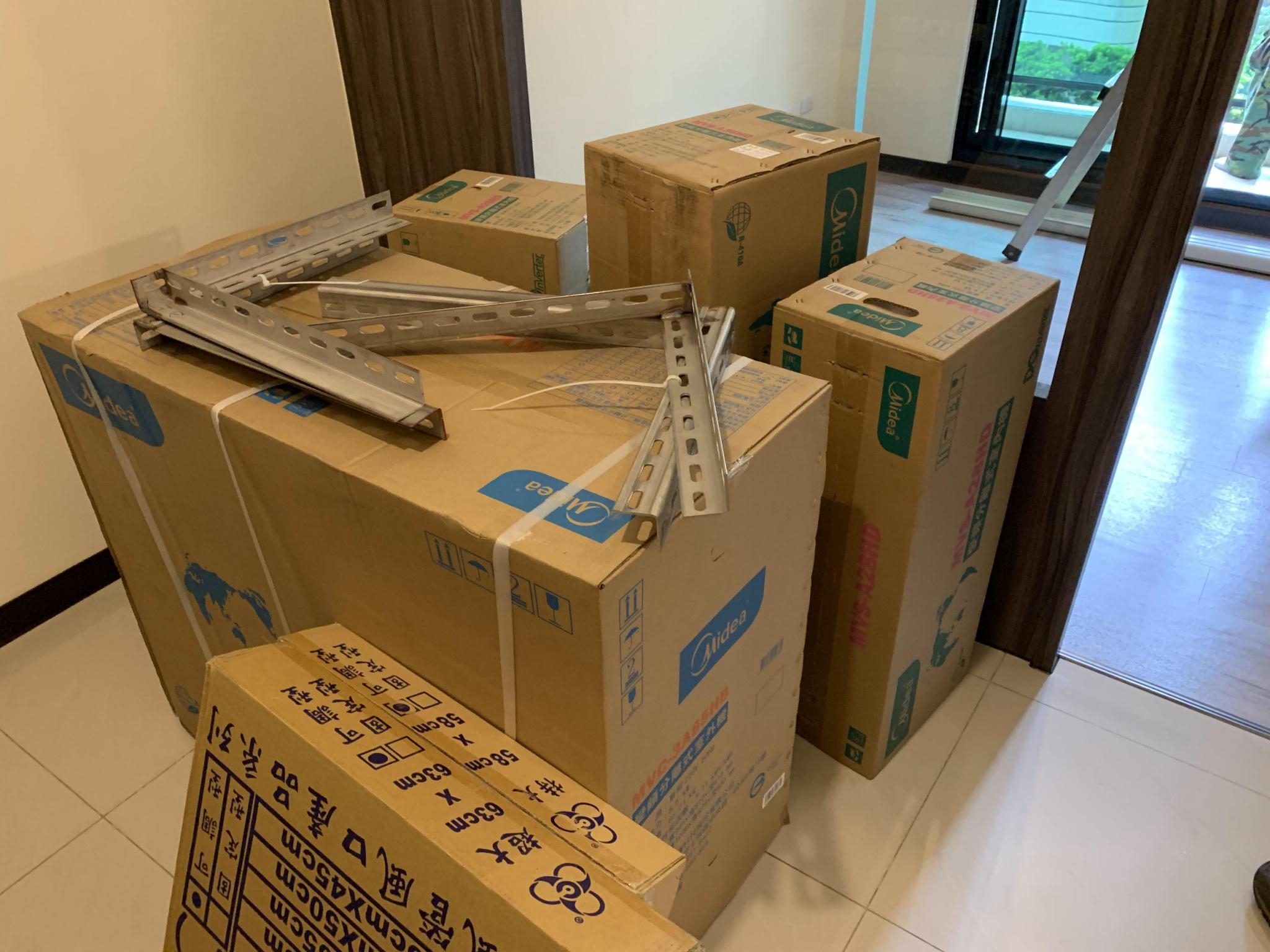 和宜漂亮A24F美的冷氣搭配裝潢場施工_210720_0