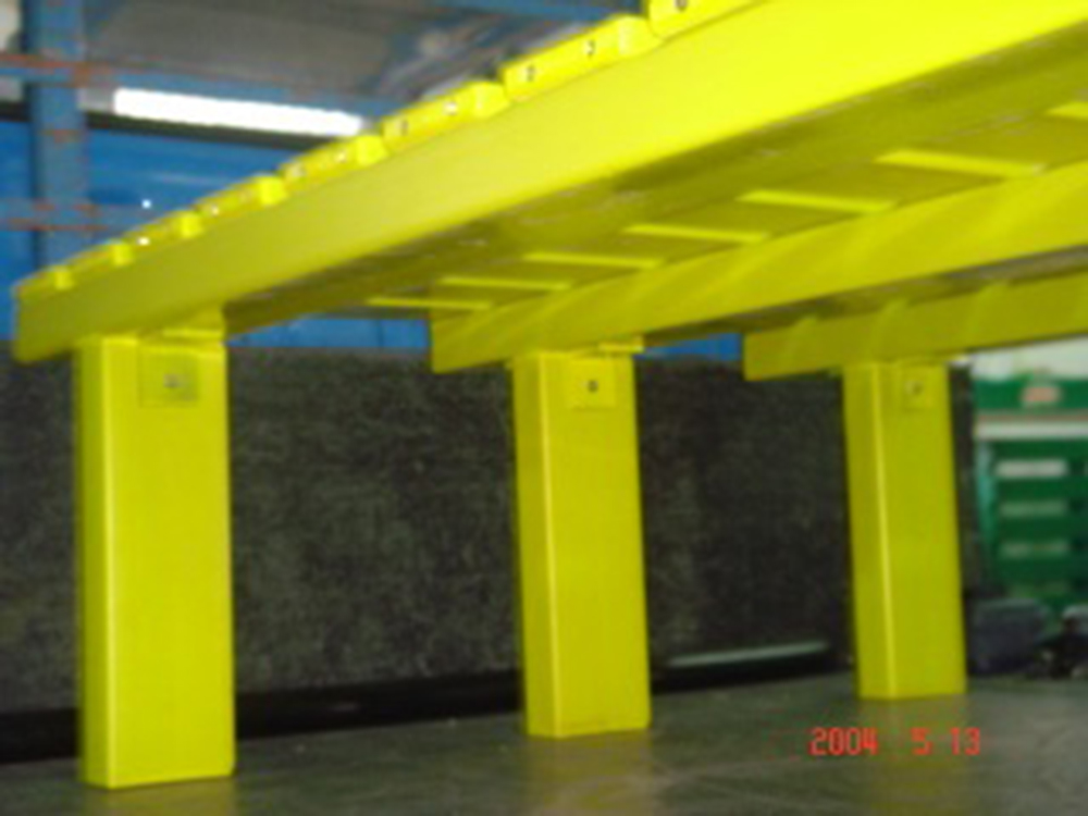 塑膠棧板-腳踏架10