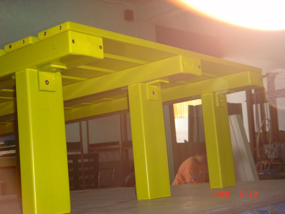 塑膠棧板-腳踏架3