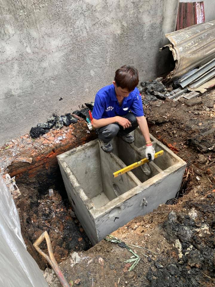 汙水槽埋設
