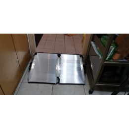 左右折疊式斜坡板