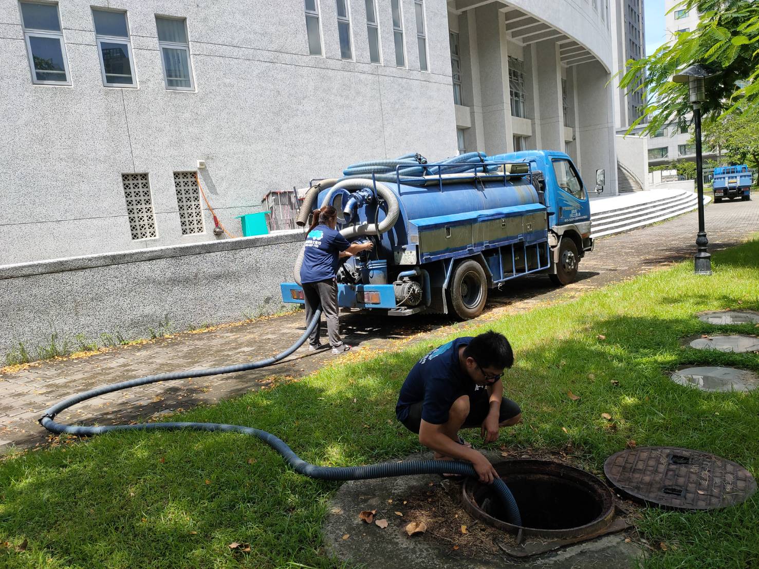 學校抽化糞池&nbsp;