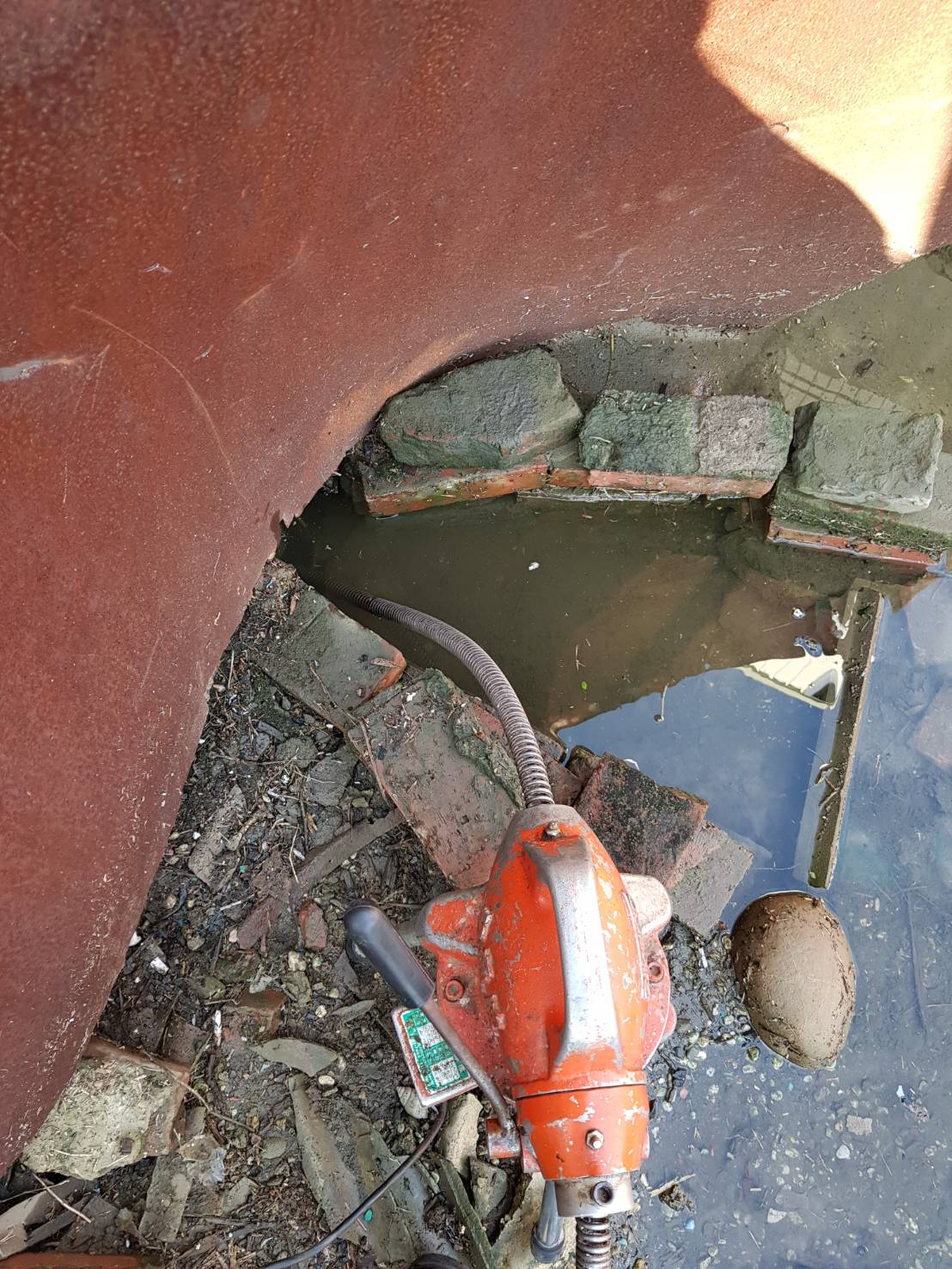 住家空地排水管堵塞疏通&nbsp;