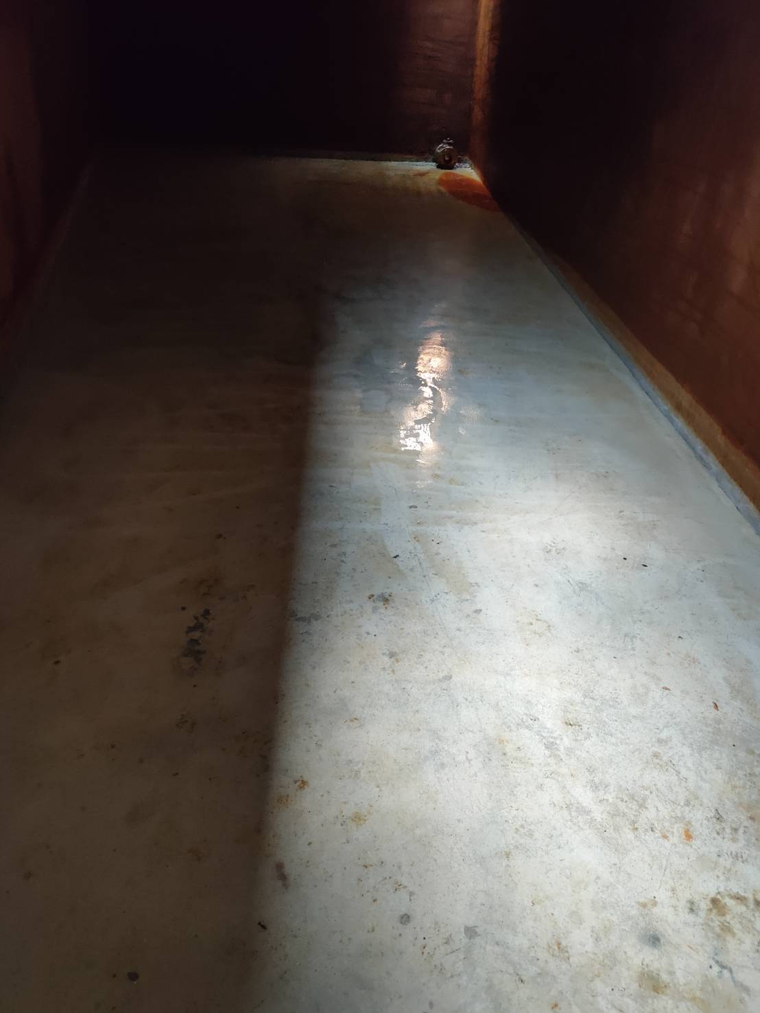 科技公司清洗蓄水池污泥&nbsp;