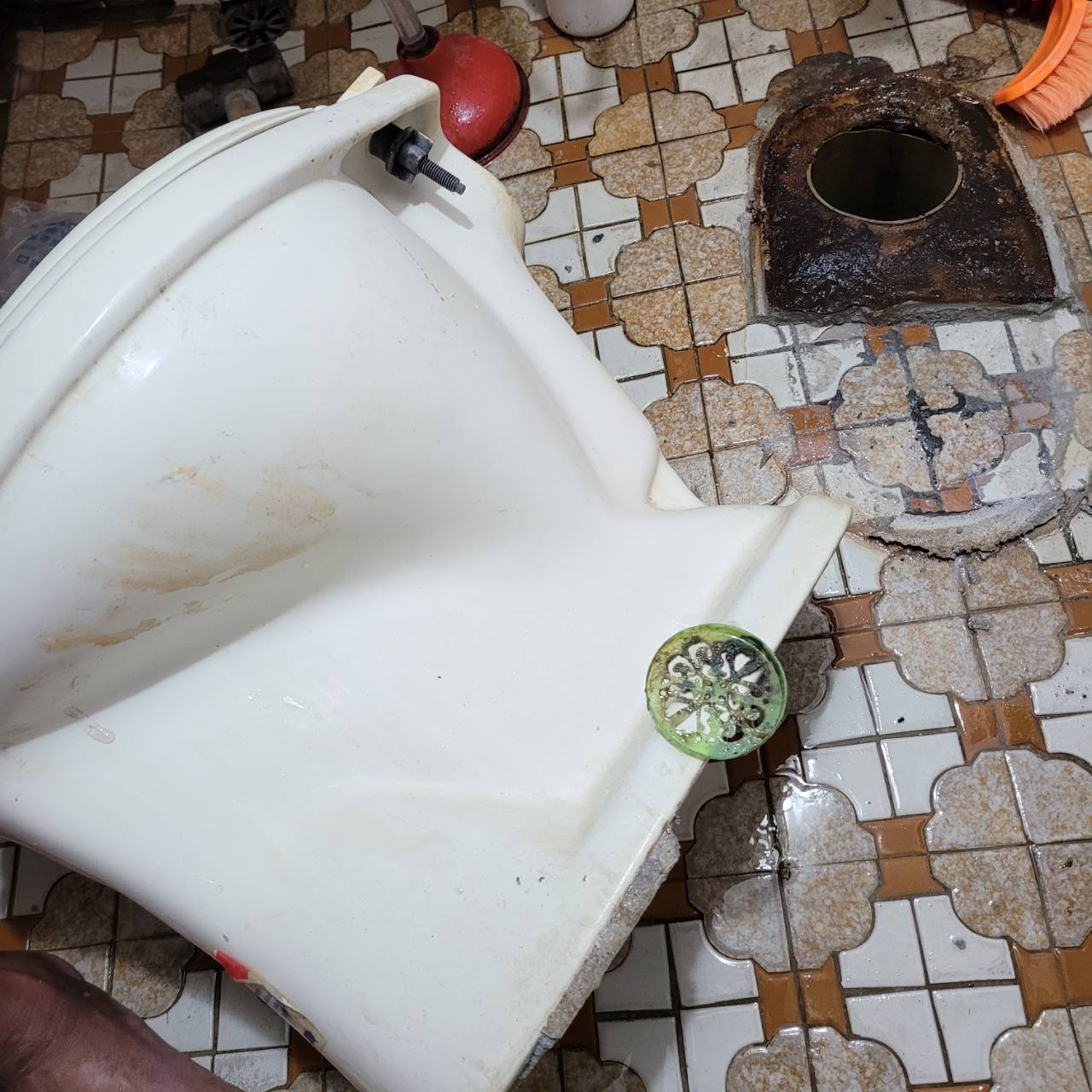 疏通馬桶堵塞&nbsp;