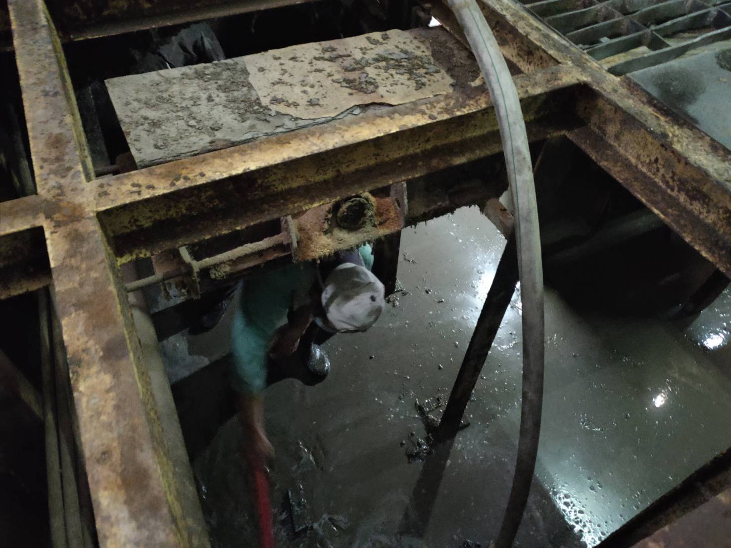 公司抽飼料污水&nbsp;