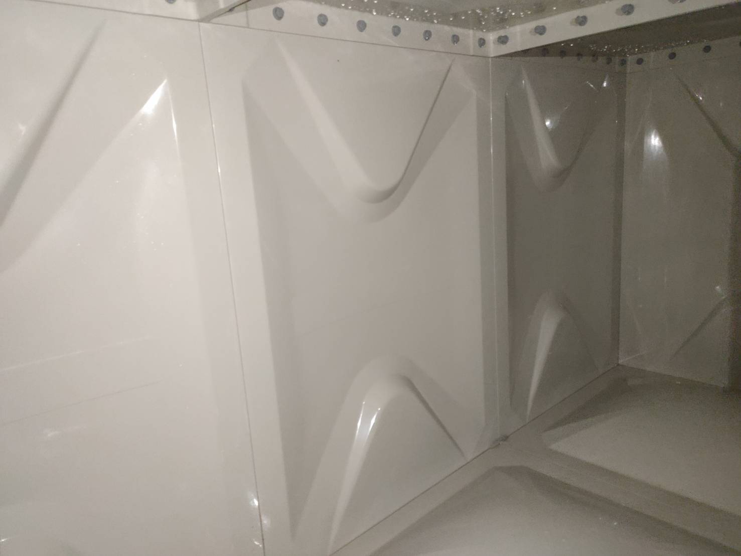 化石館清洗消毒水塔&nbsp;