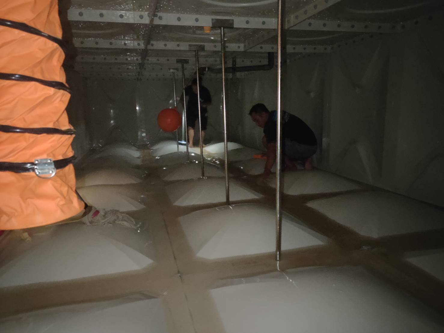 化石館清洗消毒水塔