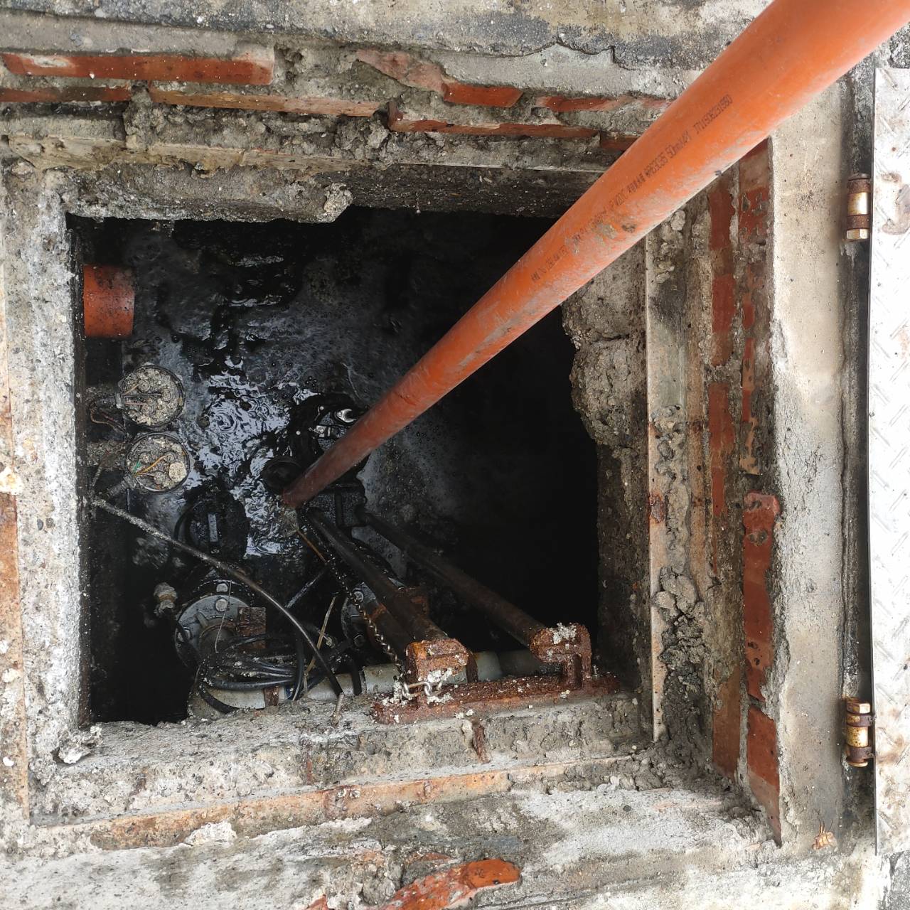 高壓水刀疏通清洗油管