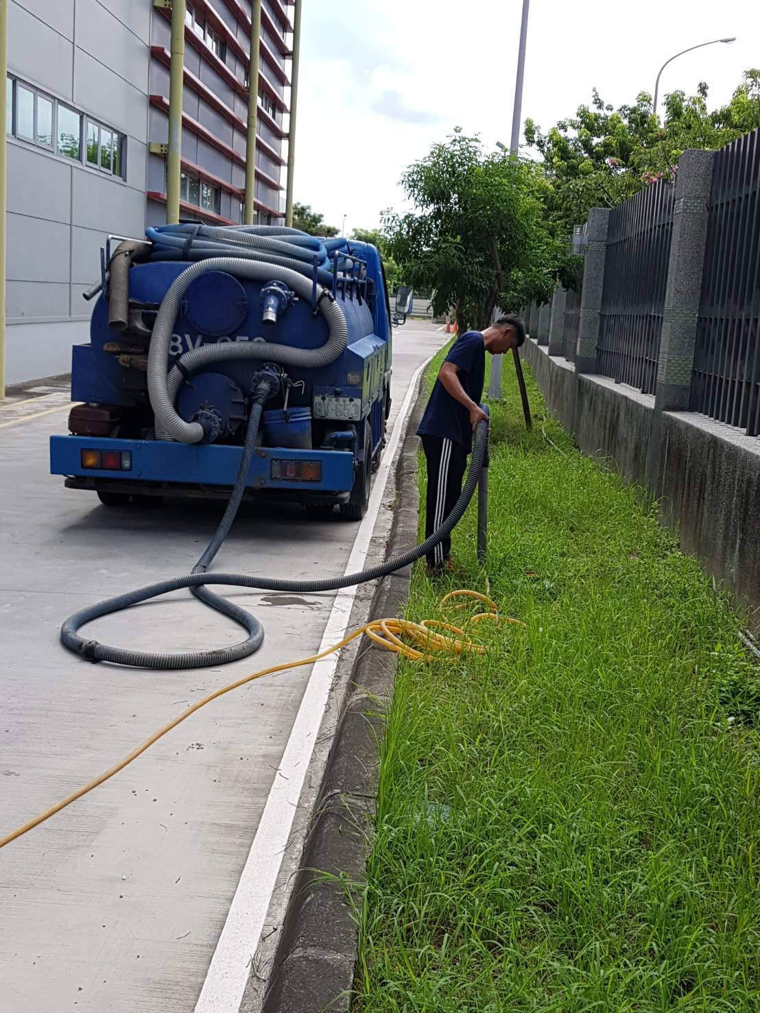 公司固定3個月抽一次化糞池&nbsp;