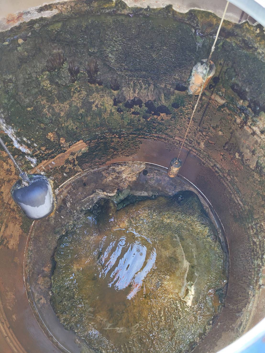 居家清洗消毒水塔