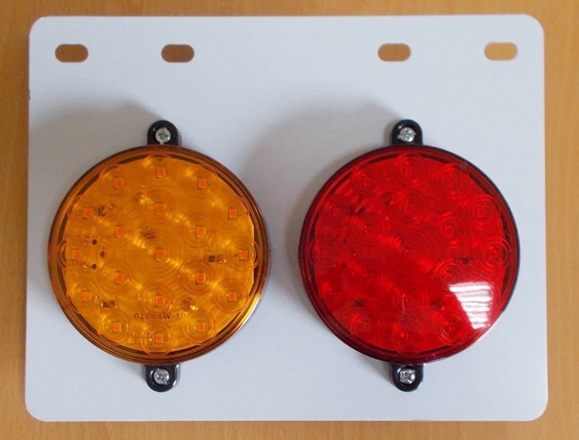 大貨車LED改裝尾燈(本公司設計製造)