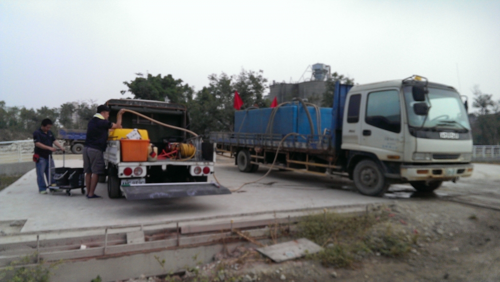 水泥地面研磨整平(2)