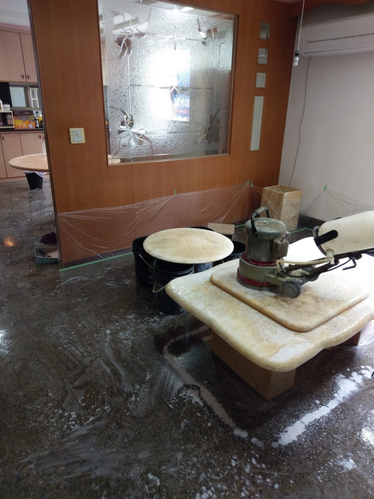 大理石桌去膜翻新鏡面處理