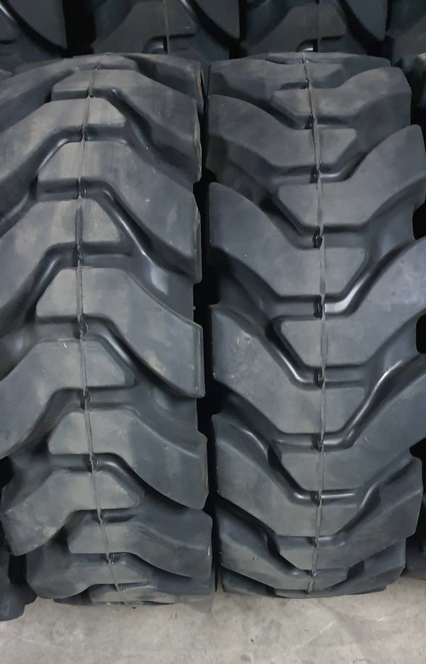 屏東全威鋁圈-山貓實心輪胎