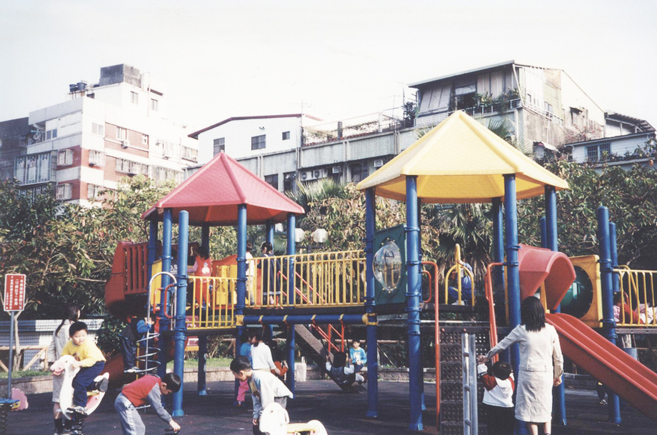 兒童鋼管遊具01