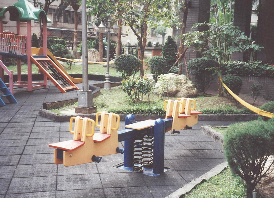 鋼管翹翹板四人座