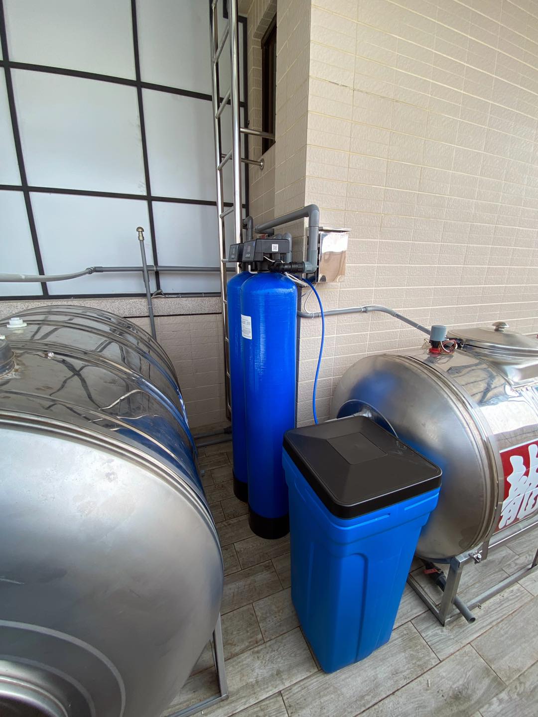 高雄大寮安裝軟水器+中央淨水器